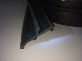 Расширители колёсных арок резиновые универсальные 25мм